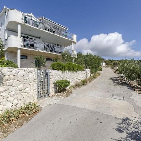 Apartments Mil - 80M From The Sea Sevid Eksteriør billede